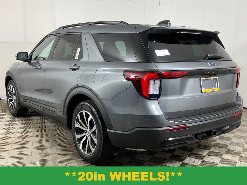 new 2025 Ford Explorer car, priced at $44,186