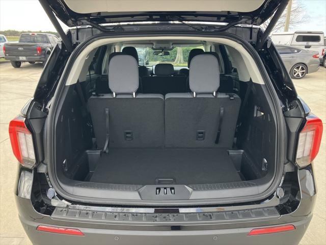new 2025 Ford Explorer car, priced at $38,601