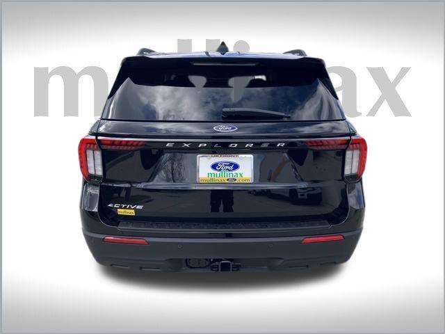 new 2025 Ford Explorer car, priced at $38,601
