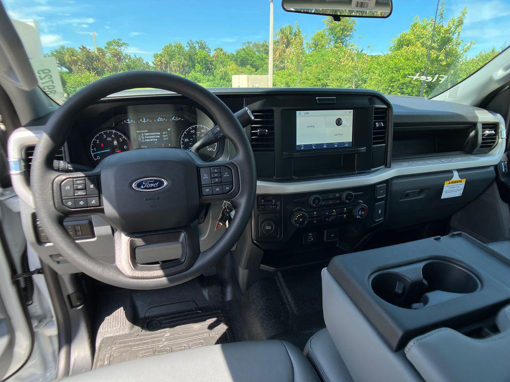 new 2025 Ford F-250 car, priced at $58,968