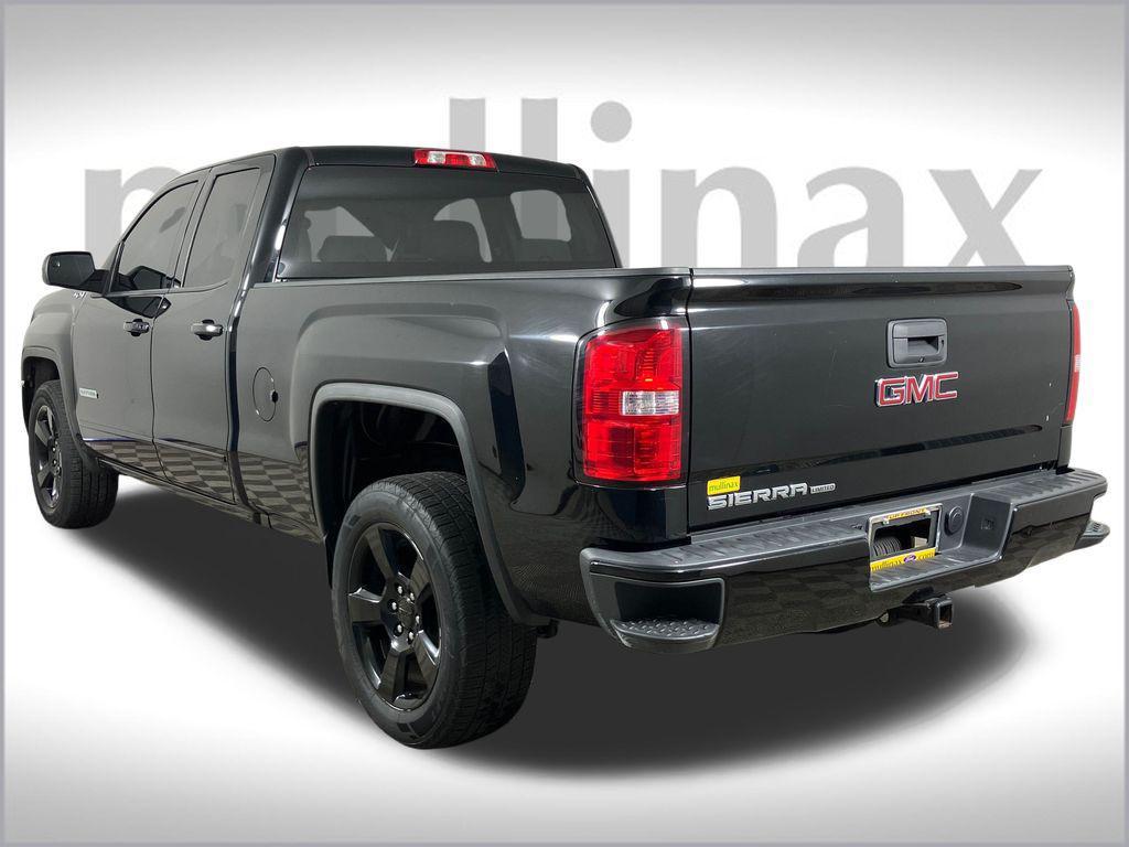 used 2019 GMC Sierra 1500 car, priced at $25,001