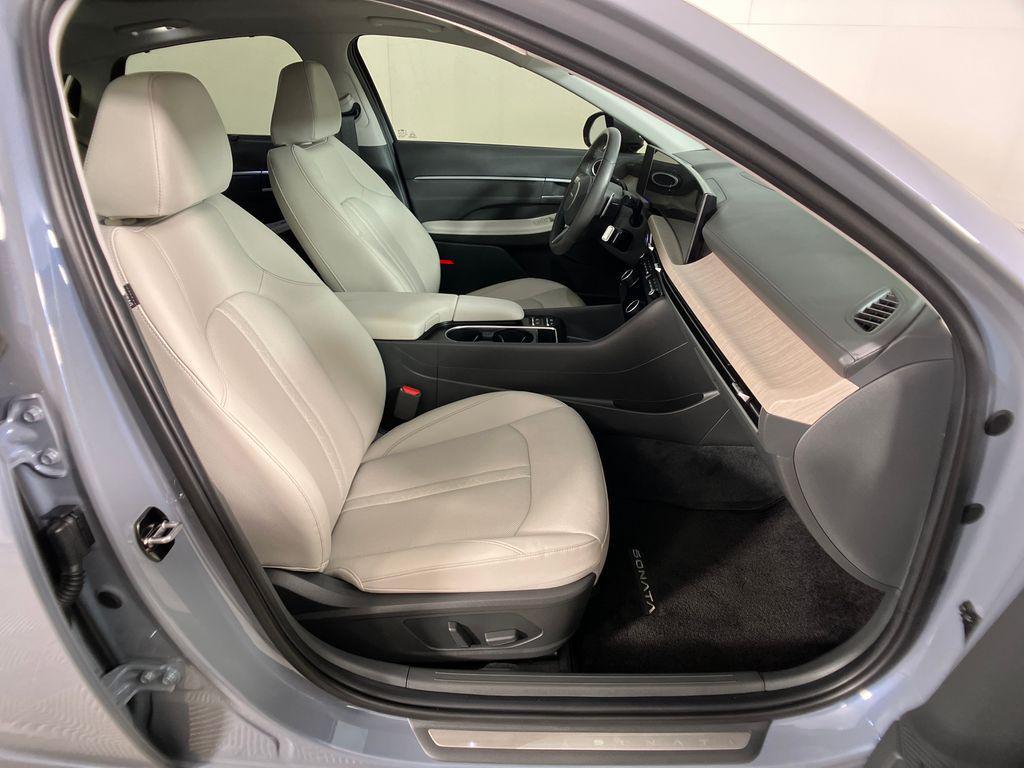 used 2024 Hyundai Sonata Hybrid car, priced at $29,900