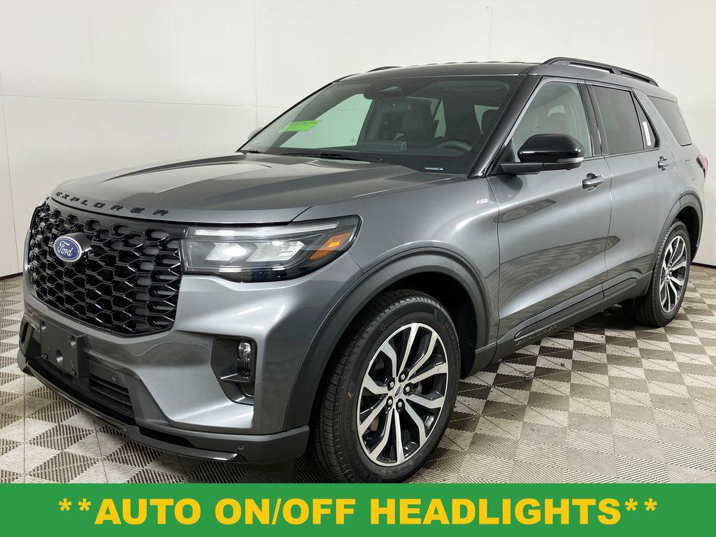 new 2025 Ford Explorer car, priced at $44,186