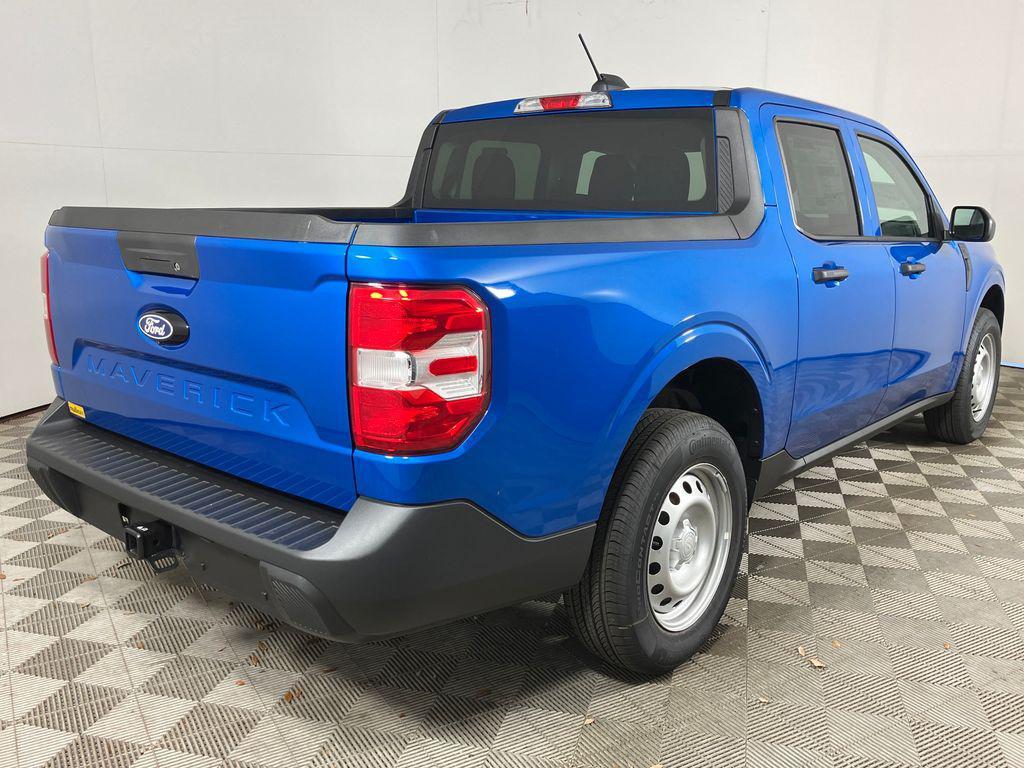 new 2025 Ford Maverick car, priced at $29,440