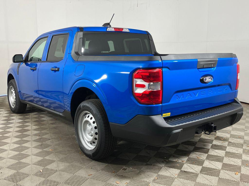 new 2025 Ford Maverick car, priced at $29,440