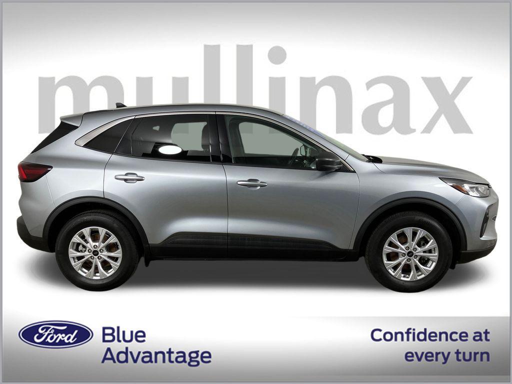 used 2024 Ford Escape car, priced at $22,500
