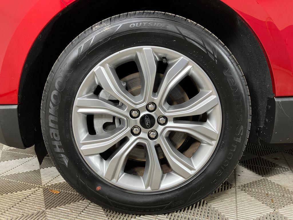 used 2024 Ford Edge car, priced at $28,500