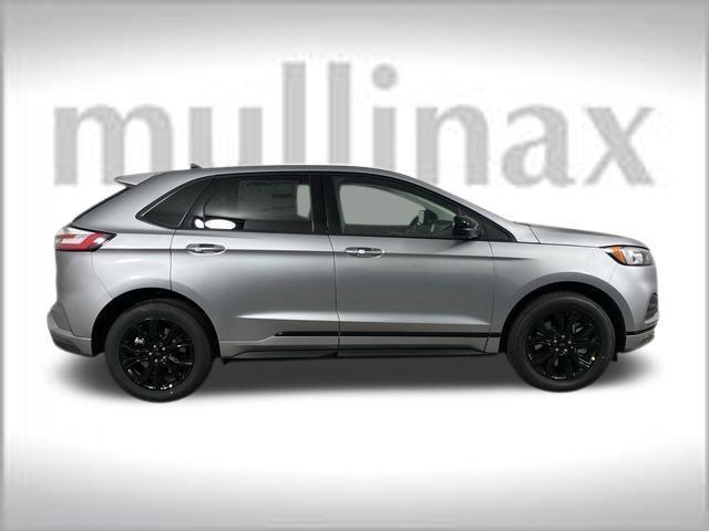 new 2024 Ford Edge car, priced at $34,132