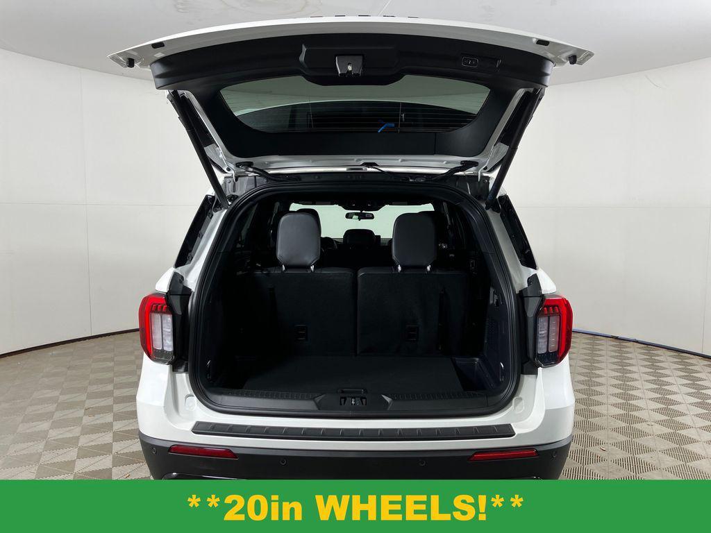 new 2025 Ford Explorer car, priced at $43,078