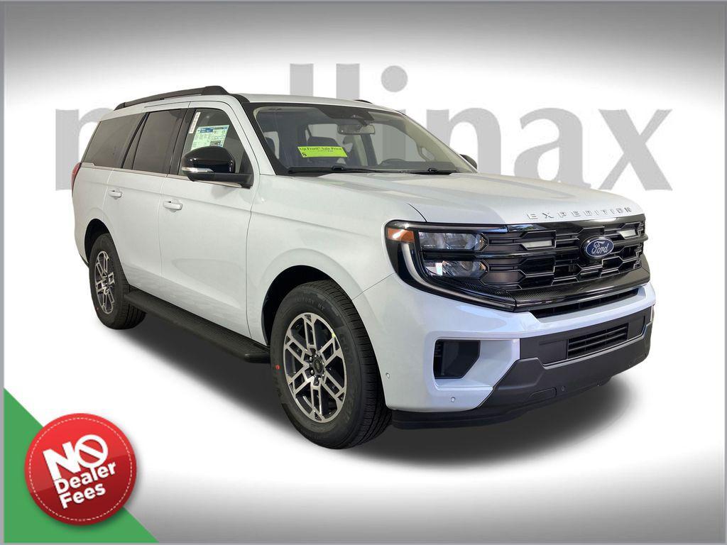 new 2025 Ford Expedition car, priced at $64,141
