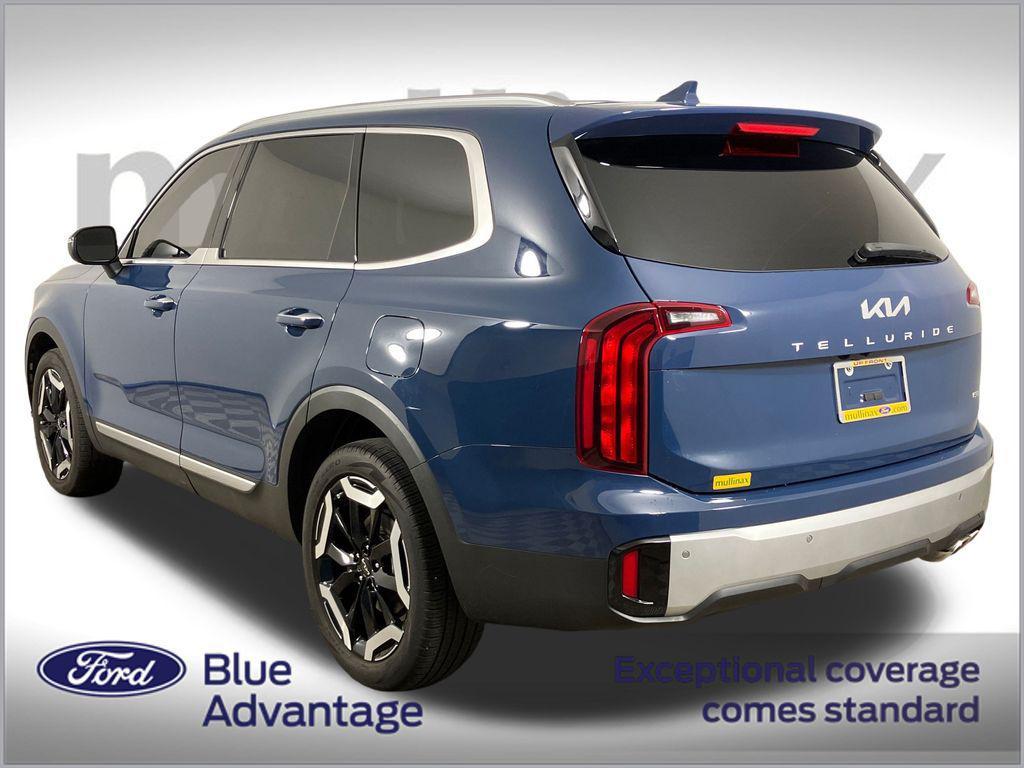 used 2024 Kia Telluride car, priced at $32,000
