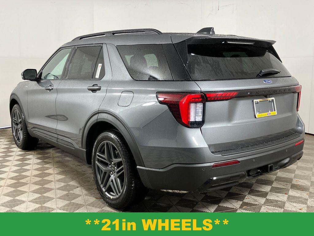 new 2025 Ford Explorer car, priced at $46,505