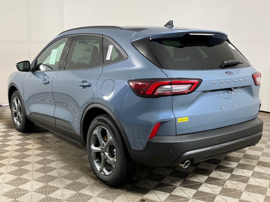 new 2026 Ford Escape car, priced at $32,395