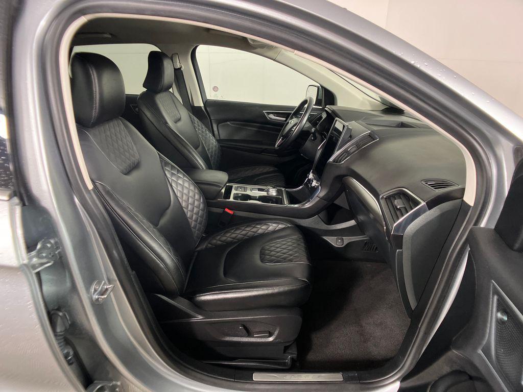 used 2024 Ford Edge car, priced at $30,500