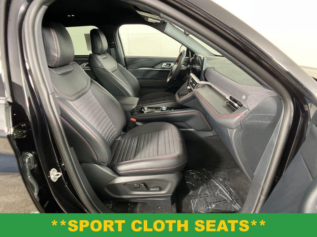 new 2025 Ford Explorer car, priced at $44,186