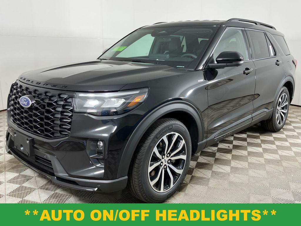 new 2025 Ford Explorer car, priced at $44,186