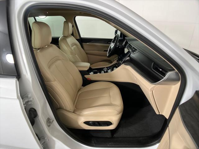 used 2022 Jeep Grand Cherokee car, priced at $31,000