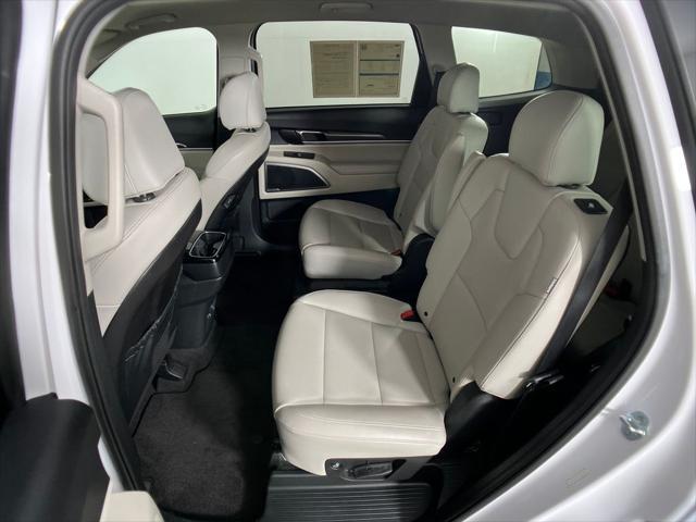 used 2024 Kia Telluride car, priced at $36,900