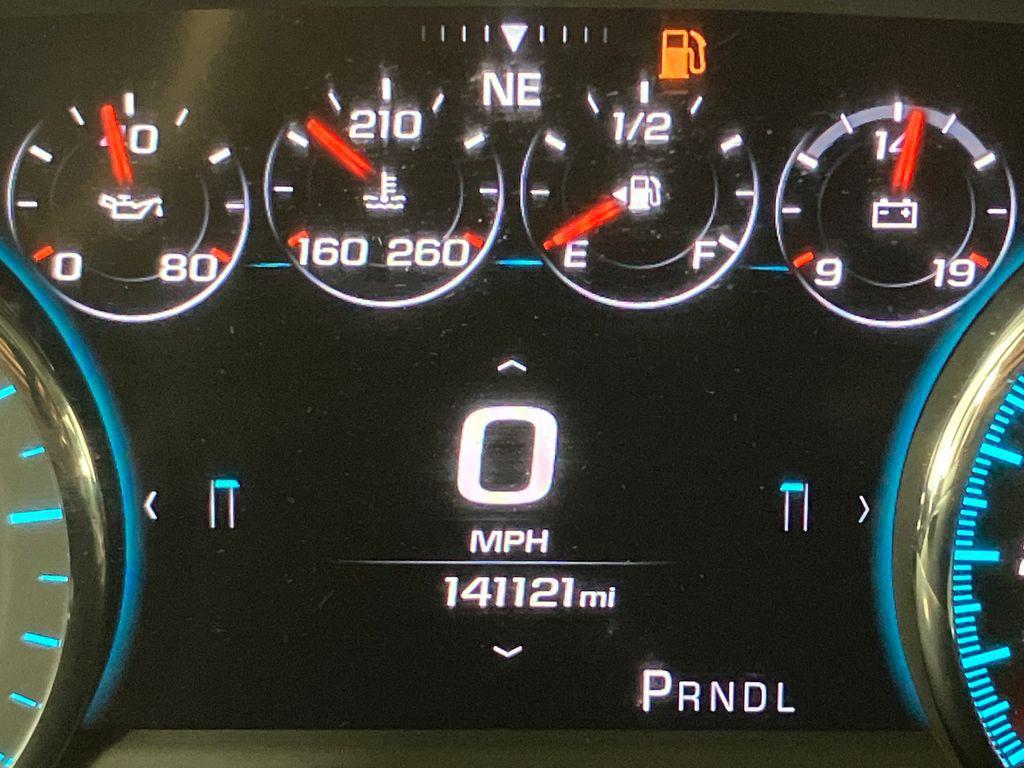 used 2017 Chevrolet Suburban car, priced at $18,000