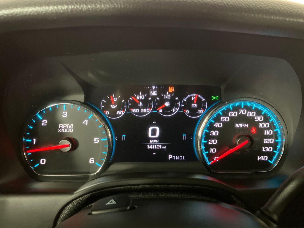 used 2017 Chevrolet Suburban car, priced at $18,000