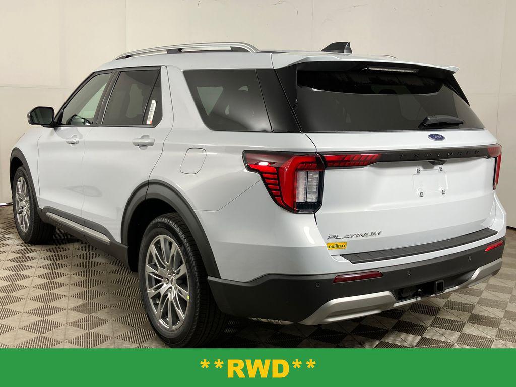 new 2025 Ford Explorer car, priced at $51,400