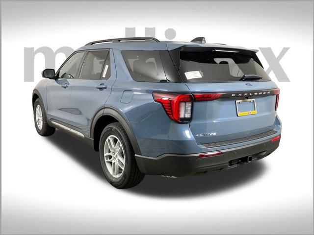 new 2025 Ford Explorer car, priced at $39,875