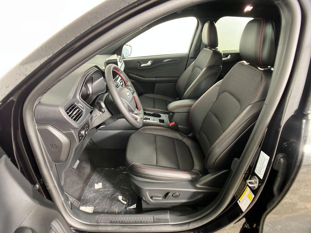 new 2025 Ford Escape car, priced at $30,278