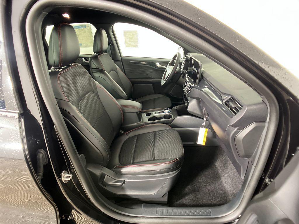 new 2025 Ford Escape car, priced at $30,278