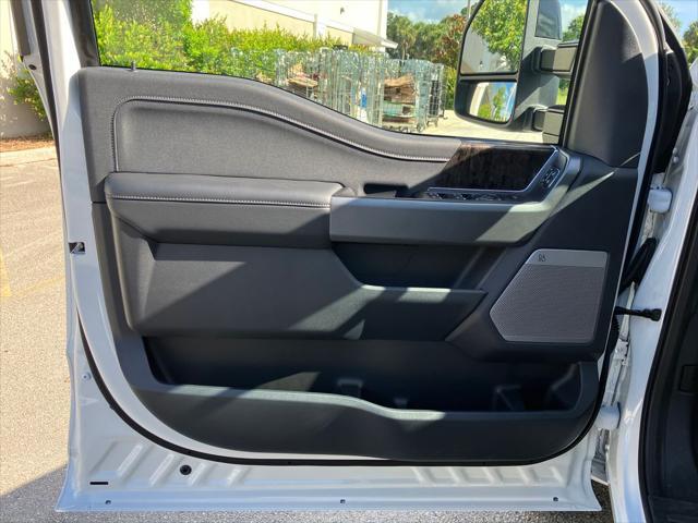 new 2025 Ford F-450 car, priced at $98,910