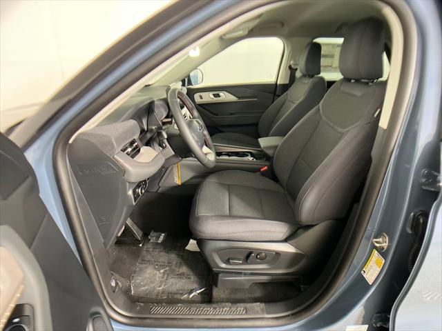 new 2025 Ford Explorer car, priced at $41,875