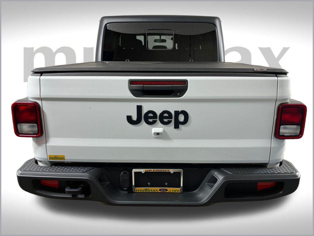 used 2023 Jeep Gladiator car, priced at $33,000