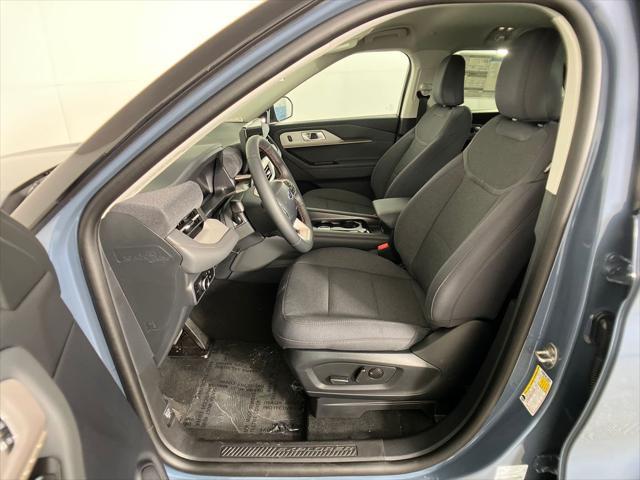 new 2025 Ford Explorer car, priced at $41,875