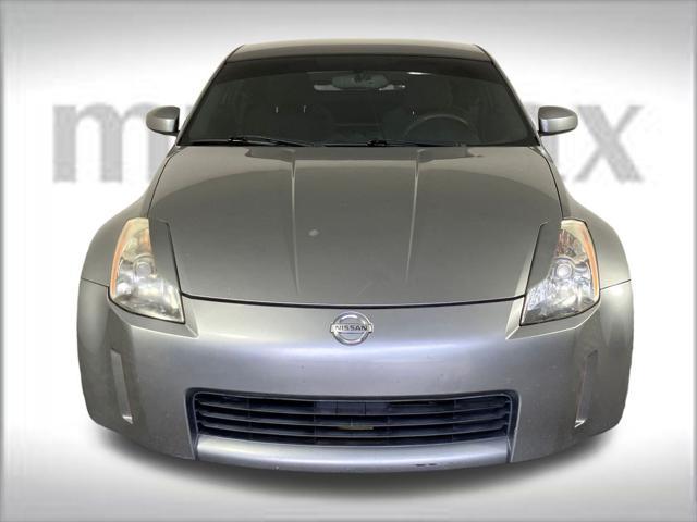 used 2004 Nissan 350Z car, priced at $10,900