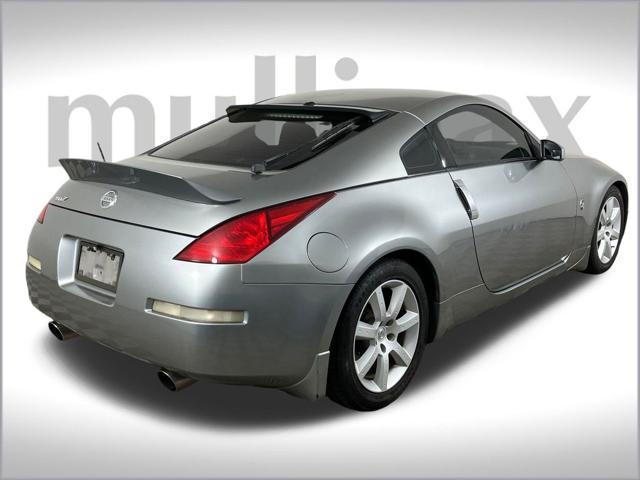 used 2004 Nissan 350Z car, priced at $9,500
