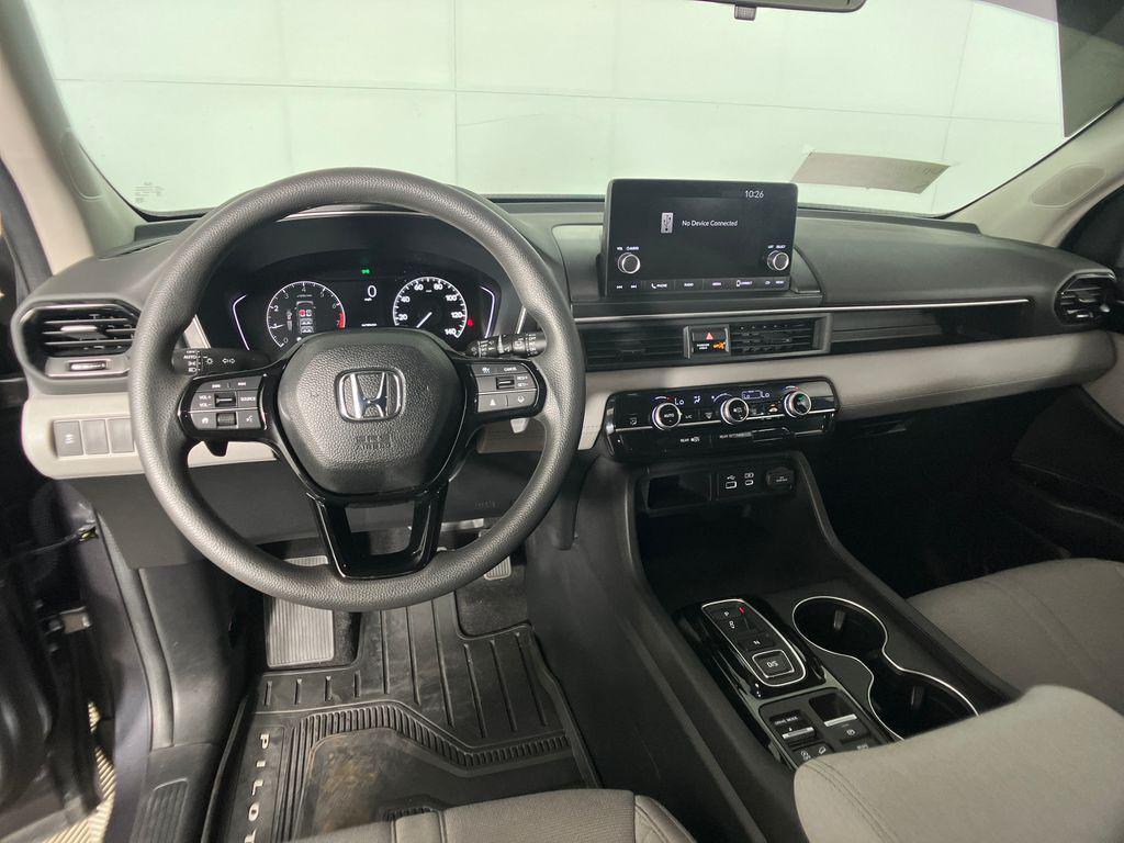 used 2023 Honda Pilot car, priced at $32,901