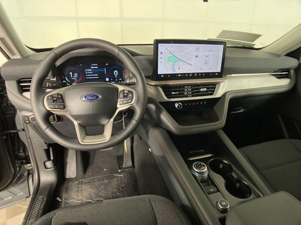 new 2025 Ford Explorer car, priced at $39,055