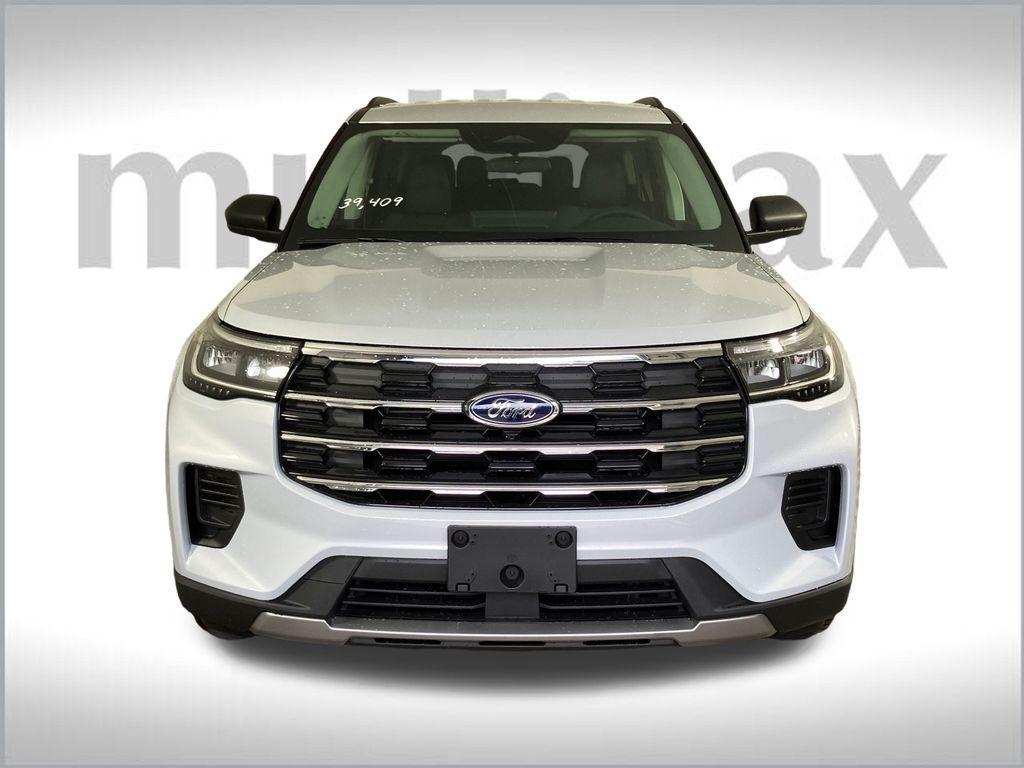 new 2025 Ford Explorer car, priced at $38,954