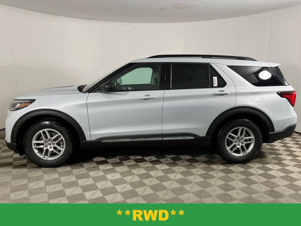 new 2025 Ford Explorer car, priced at $39,409