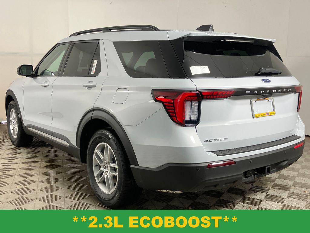 new 2025 Ford Explorer car, priced at $39,409