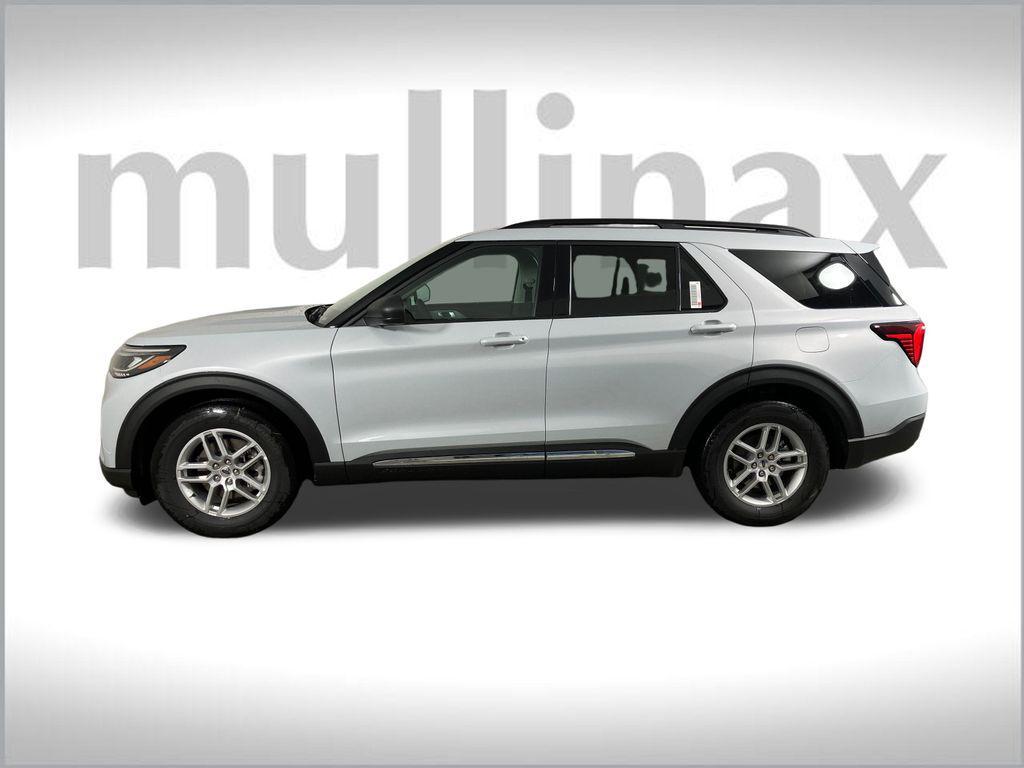 new 2025 Ford Explorer car, priced at $38,954