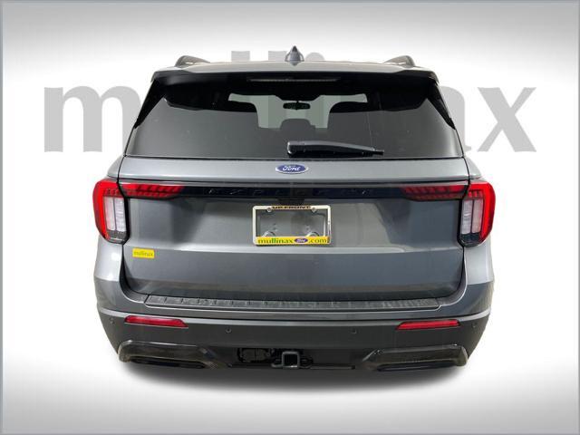 new 2025 Ford Explorer car, priced at $43,677