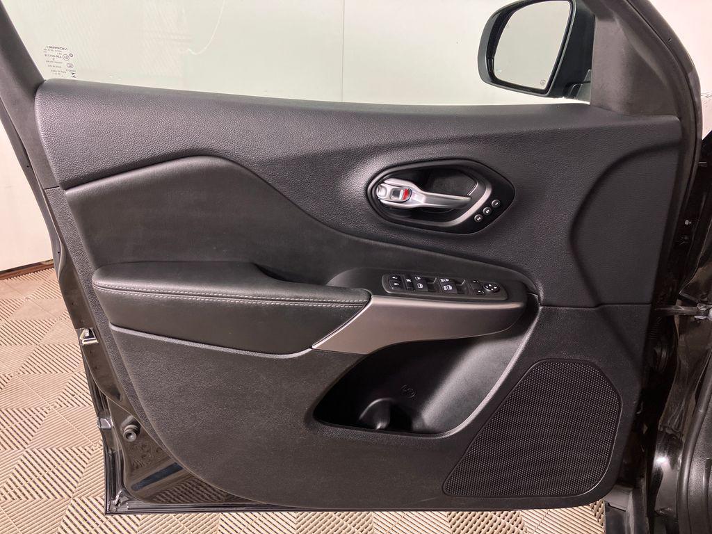 used 2022 Jeep Cherokee car, priced at $23,900