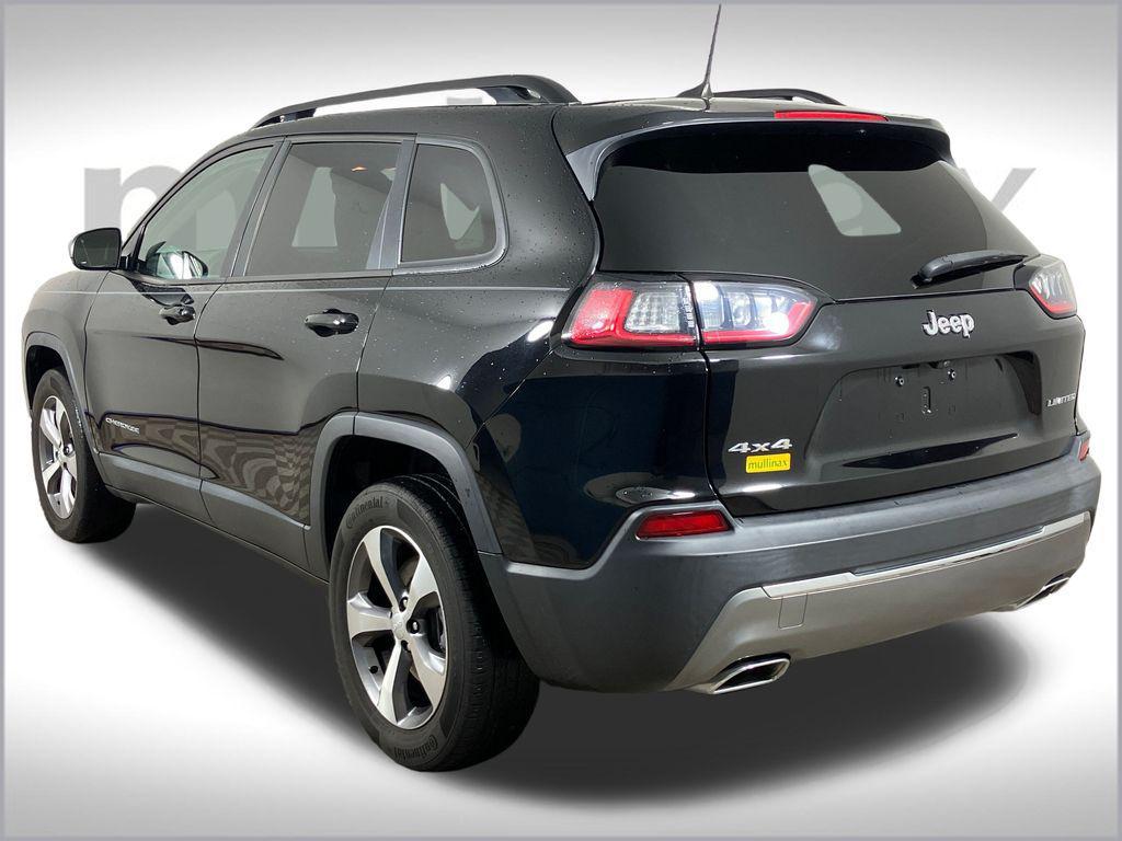 used 2022 Jeep Cherokee car, priced at $23,900