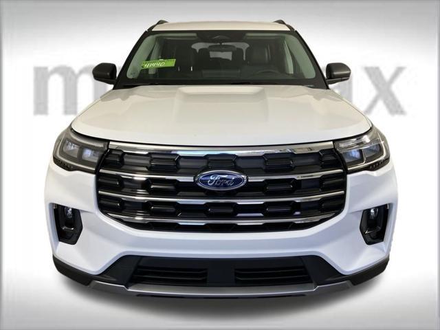 new 2025 Ford Explorer car, priced at $40,566