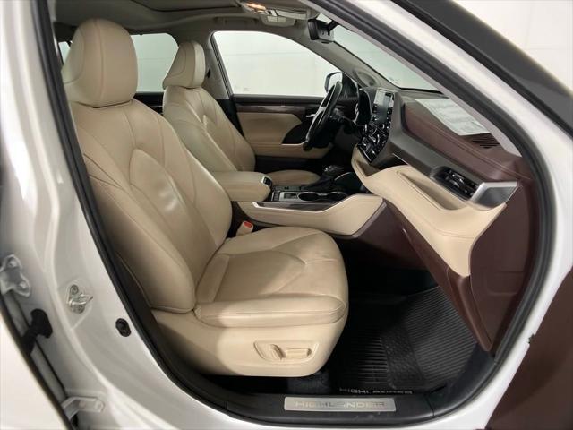 used 2020 Toyota Highlander car, priced at $32,000