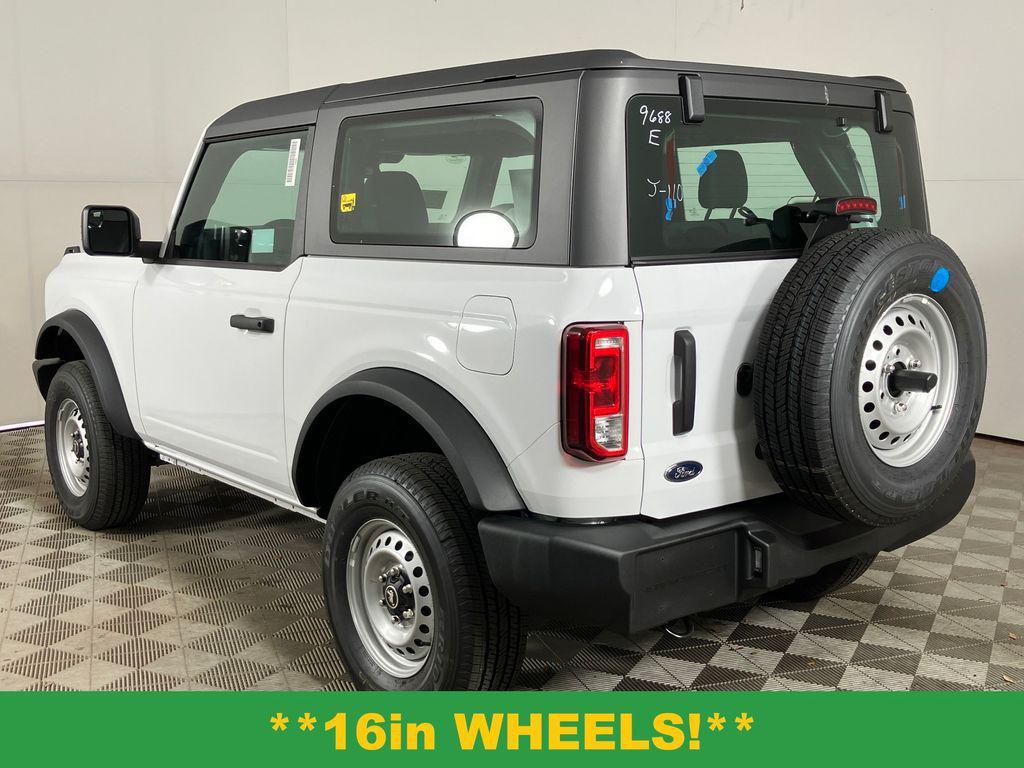 new 2025 Ford Bronco car, priced at $41,757