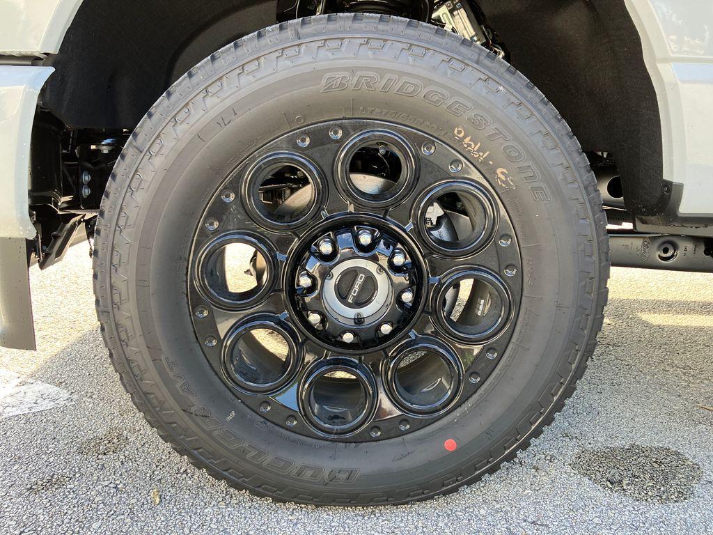 new 2025 Ford F-250 car, priced at $86,829