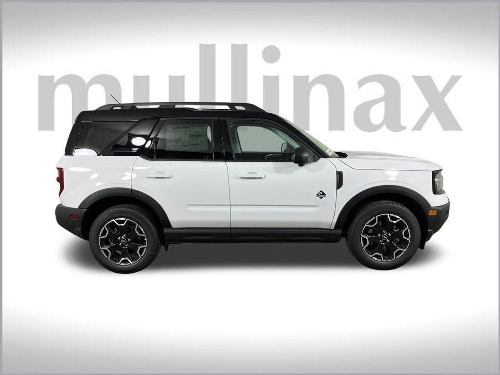 new 2025 Ford Bronco Sport car, priced at $37,391