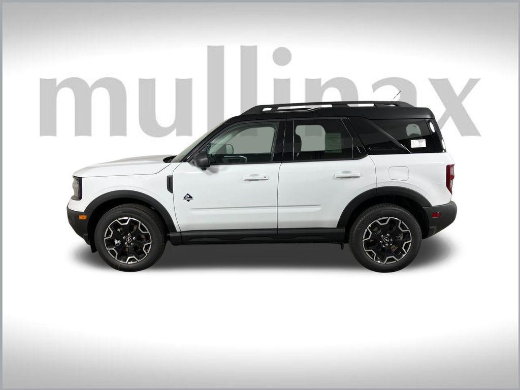new 2025 Ford Bronco Sport car, priced at $37,391