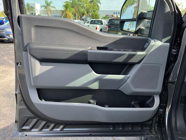 new 2025 Ford F-250 car, priced at $60,280
